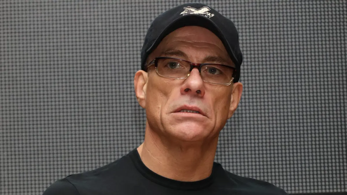 Exclusif : lumière sur le trafic humain de Jean-Claude Van Damme et ses copains